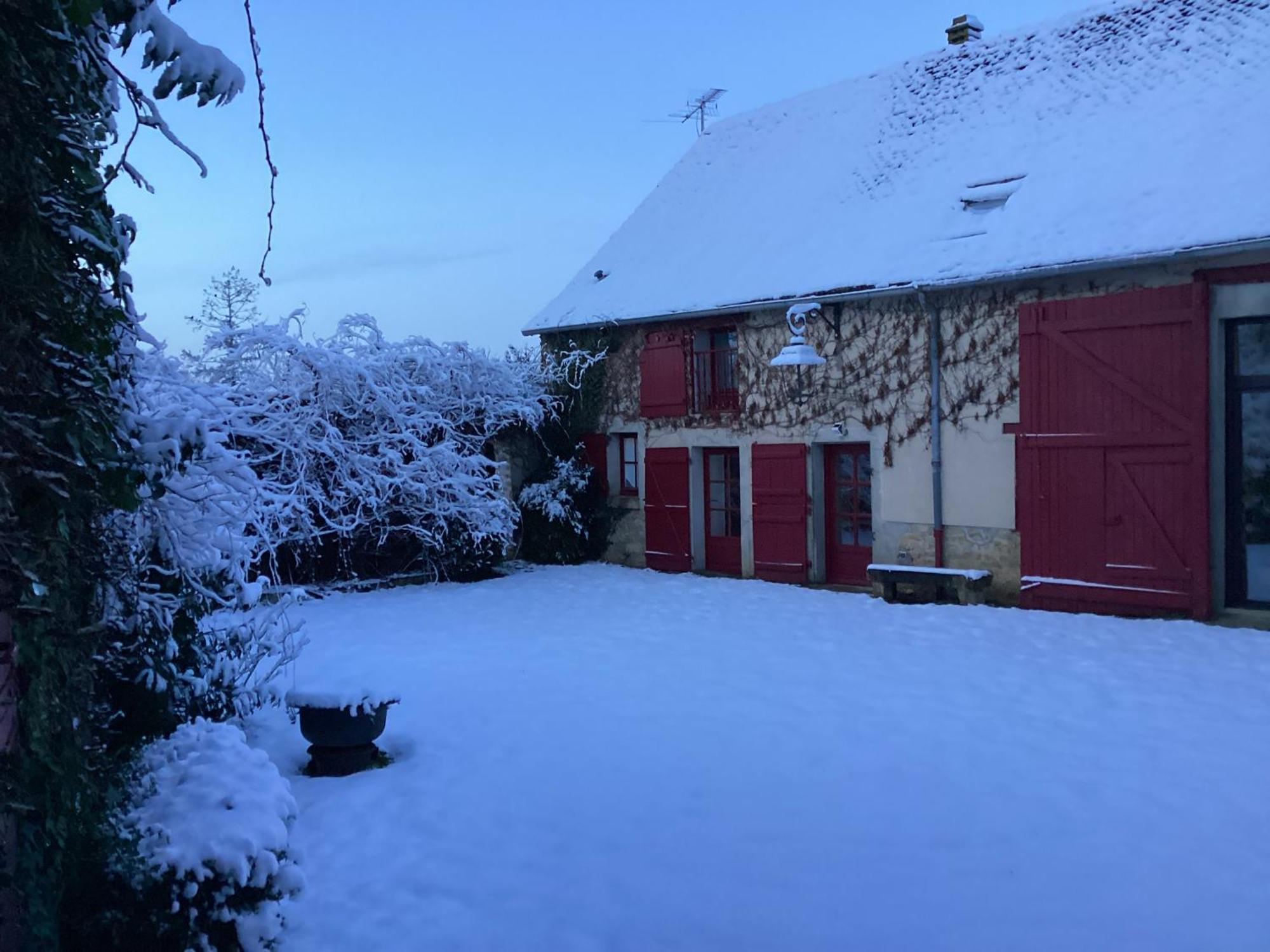 Bed and Breakfast La Grange Nohant-Vic Esterno foto